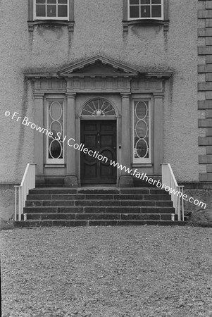 GLANANEA  HALL DOOR